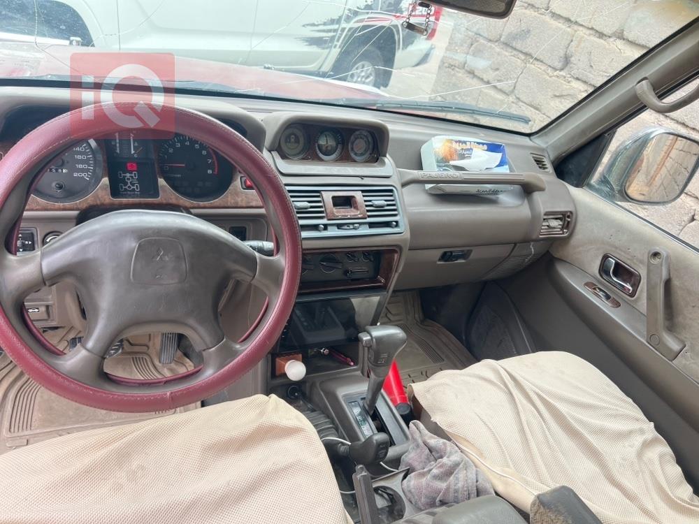 ميتسوبيشي باجيرو